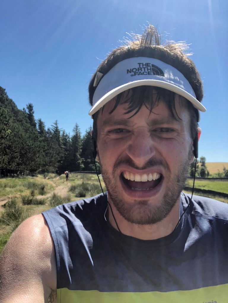 struggling-with-the-heat-at-ladybower-marathon